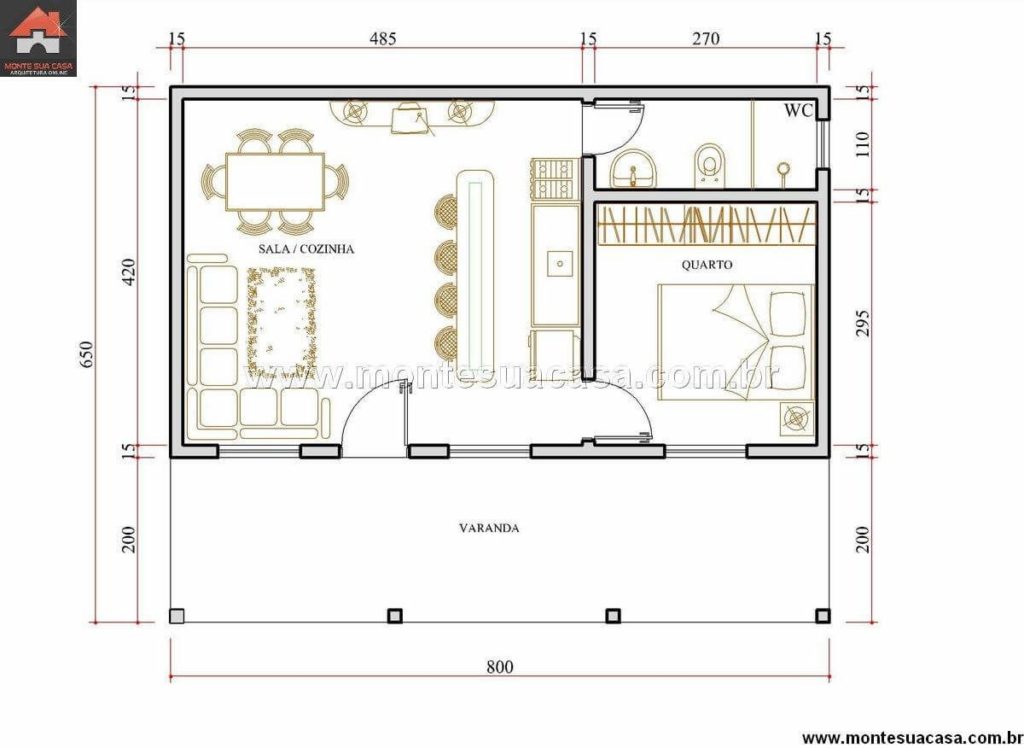 L'usine Edicule couvre une superficie de 52 mètres carrés avec une maison complète.