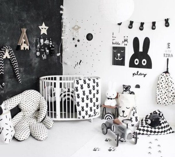 Chambre d'enfant noir et blanc culbute