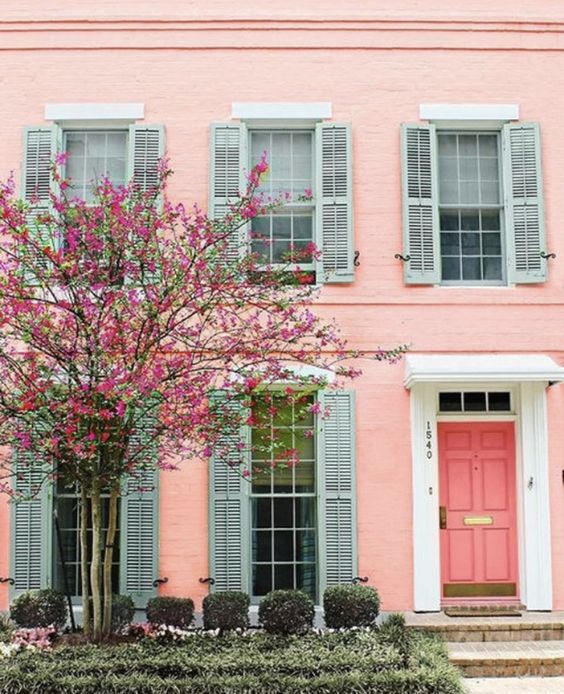 vieille maison rose