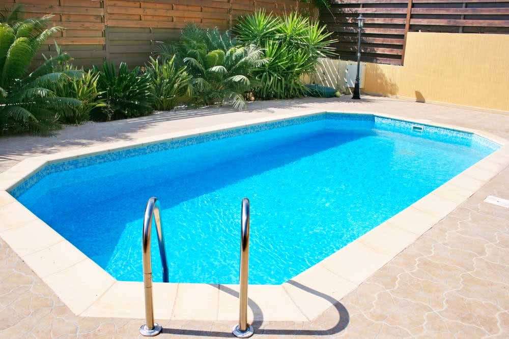 Matériaux de piscine : avantages, inconvénients et prix