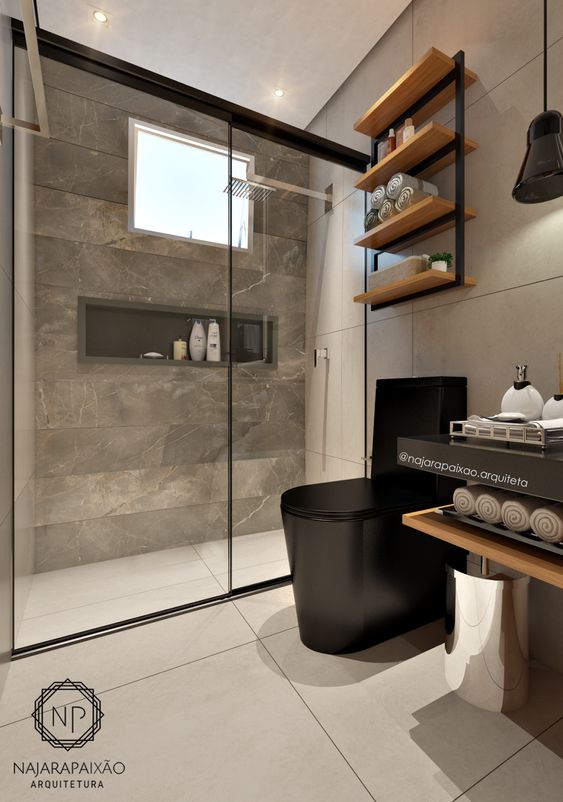 Salle de bain moderne avec vaisselle noire.