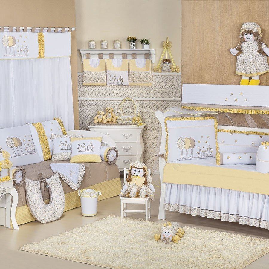 Chambre bébé jaune et beige