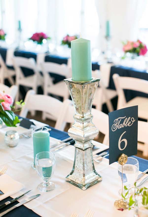 Bougies bleues Tiffany pour décoration de table