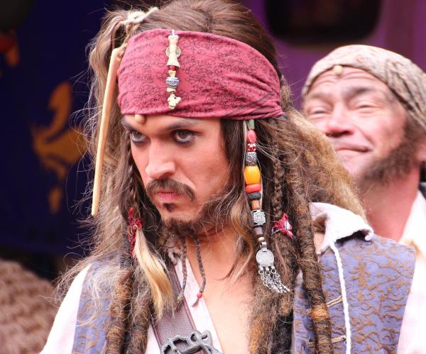 Comment faire un costume de Jack Sparrow - Étape 4