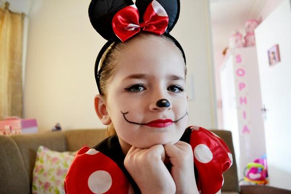 Comment faire un costume de Minnie Mouse - Étape 8