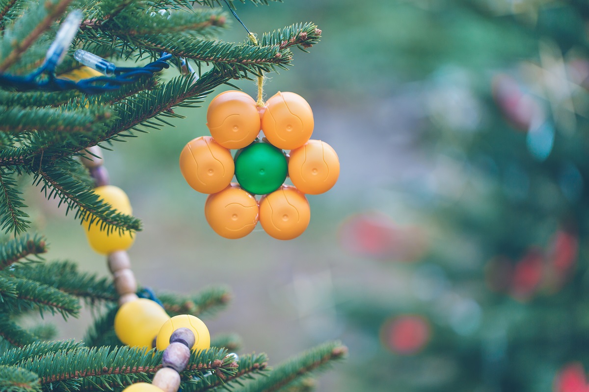 Les plus belles décorations de sapin de Noël recyclées créatives fabriquées presque sans choses 